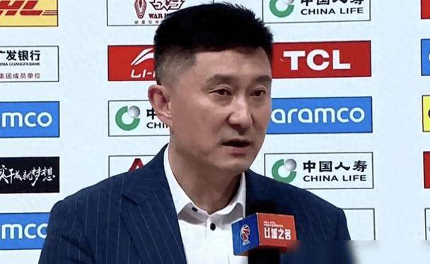 南极洲篮球联赛迎来新一轮角逐，崭露头角的新星涌现的简单介绍