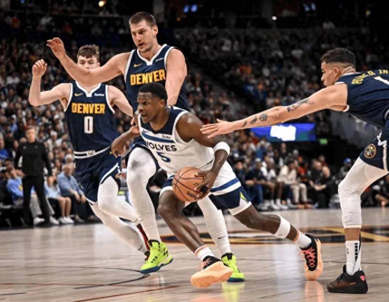 NBA球员约基奇表现喜人，球队备战季后赛的简单介绍