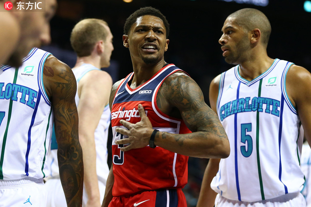 金年会下载-阿斯顿马丁险胜威廉姆斯，拉塞尔带队取胜