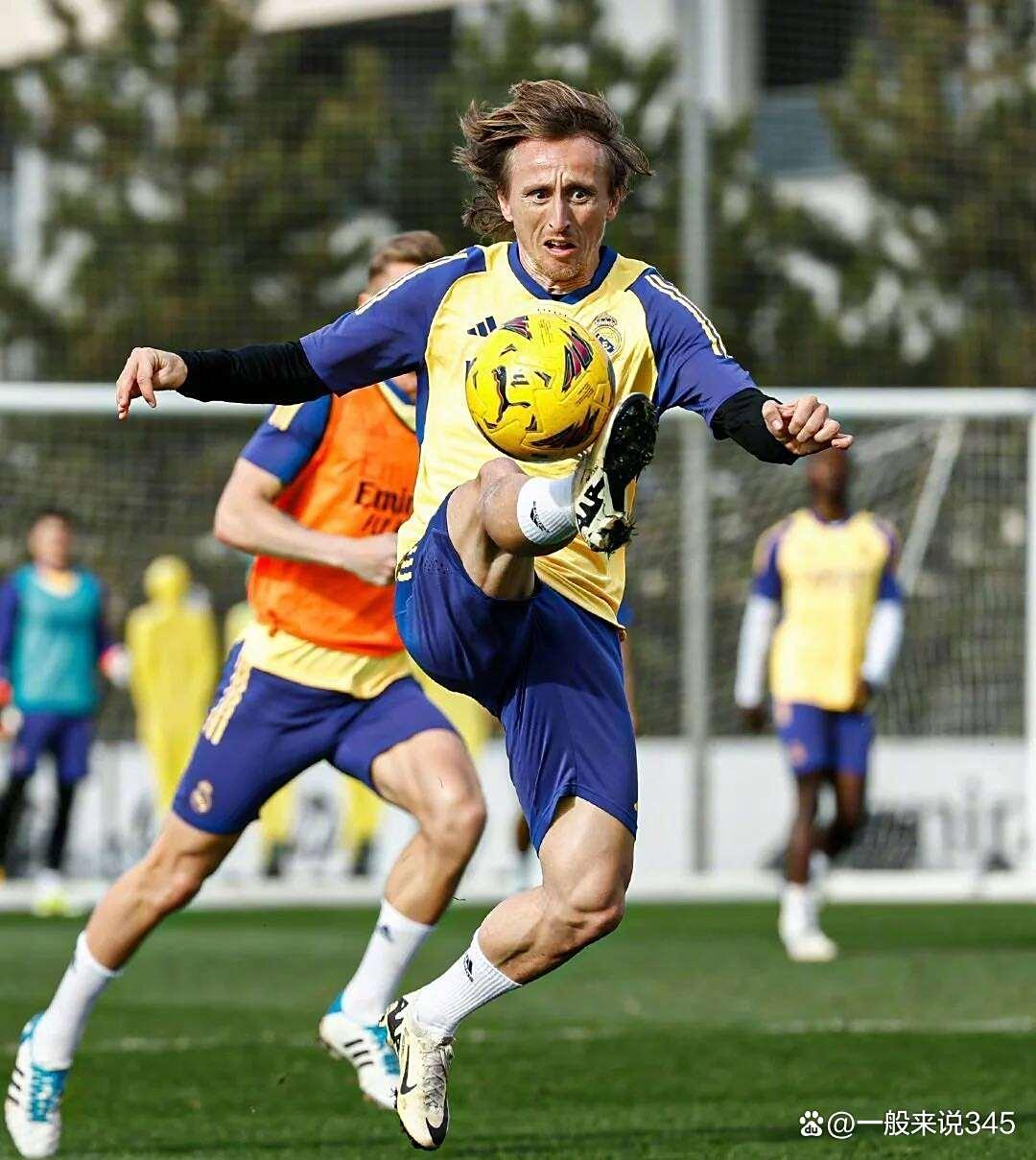 皇马客场逆转取胜,成为焦点赛事亮点 皇马客场逆转取胜,成为焦点赛事亮点