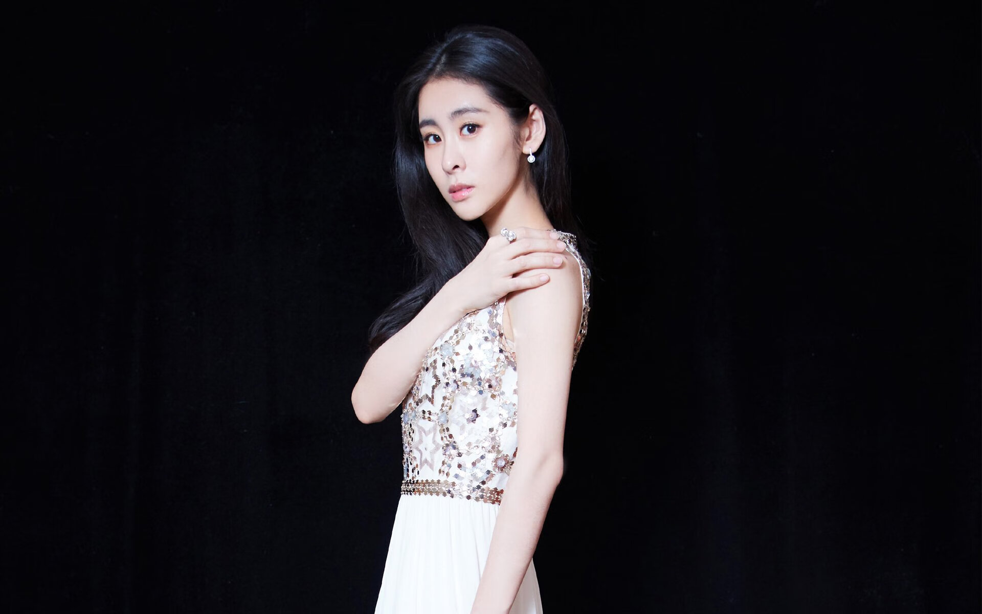 金年会APP-勒沃库森的蓝火，连续进化的足球如何让巴萨的Tiki-Taka感到窒息